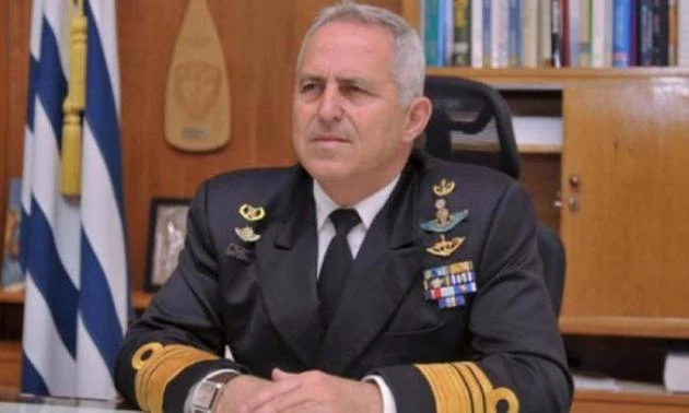 Ο Ναύαρχος Αποστολάκης στο τιμόνι του ΓΕΕΘΑ για ακόμη έναν χρόνο